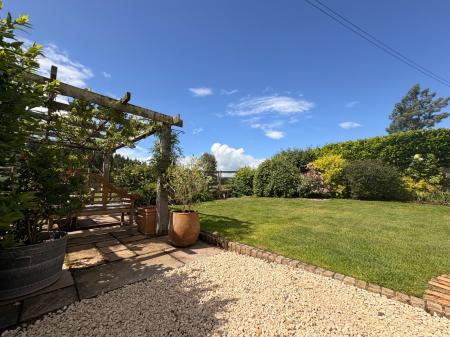 2 bedroom Bungalow for sale in Dorsey, Hoarwithy, Hereford, HR2
