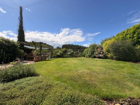 2 bedroom Bungalow for sale in Dorsey, Hoarwithy, Hereford, HR2