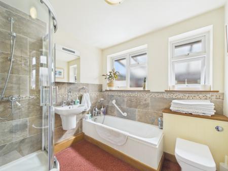 2 bedroom Bungalow for sale in Dorsey, Hoarwithy, Hereford, HR2
