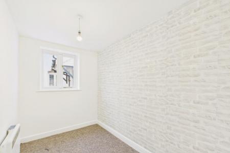 2 bedroom Flat to let in Brookend Street, Ross-on-Wye, HR9