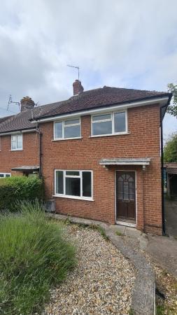 2 bedroom Semi-detached house to let in Princess Avenue, Hereford, HR1