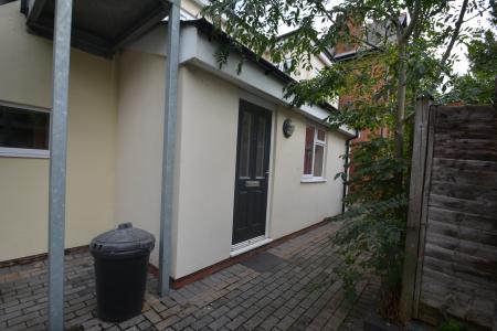 1 bedroom Flat to let in Whitecross Road, Hereford, HR4