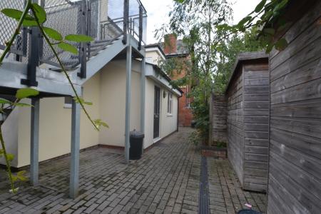 1 bedroom Flat to let in Whitecross Road, Hereford, HR4