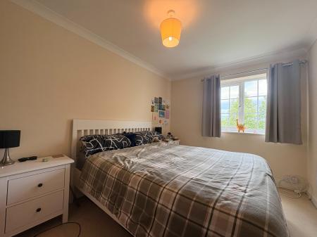 2 bedroom Flat for sale in Cider Press Drive, Saxon Gate, Hereford, HR2