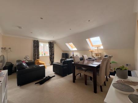 2 bedroom Flat for sale in Cider Press Drive, Saxon Gate, Hereford, HR2
