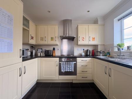 2 bedroom Flat for sale in Cider Press Drive, Saxon Gate, Hereford, HR2
