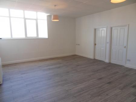 2 bedroom Flat to let in Old Gloucester Road, Ross-on-Wye, HR9