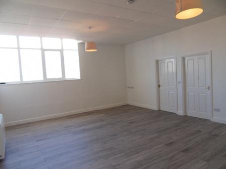 2 bedroom Flat to let in Old Gloucester Road, Ross-on-Wye, HR9