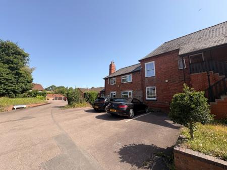 1 bedroom Flat to let in Belmont Road, Hereford, HR2