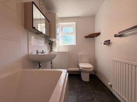1 bedroom Flat to let in Belmont Road, Hereford, HR2