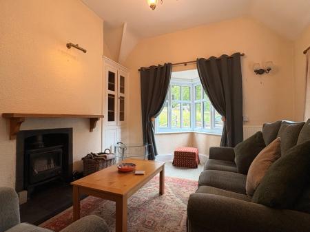 2 bedroom Bungalow to let in Llanwrthwl, Rhayader, LD1