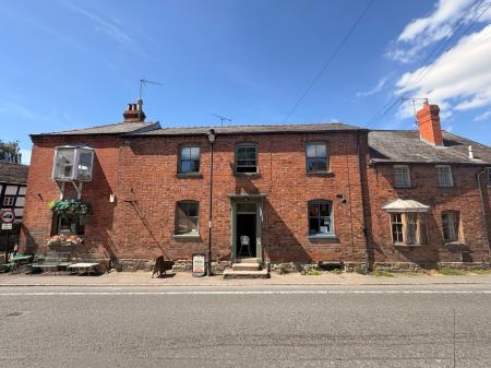 1 bedroom Flat to let in East Street, Pembridge, HR6