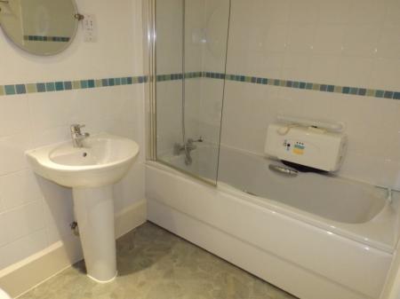 2 bedroom Flat to let in Frome Court, Bartestree, HR1