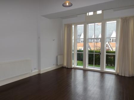 2 bedroom Flat to let in Frome Court, Bartestree, HR1