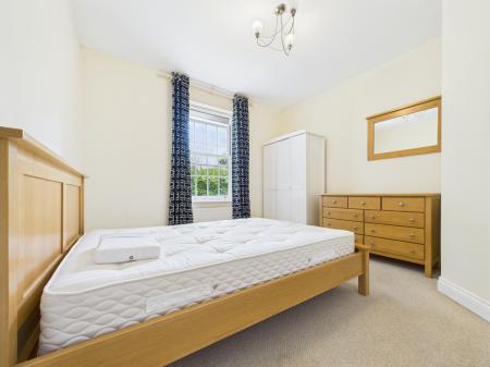 2 bedroom Flat to let in Aylestone Hill, Hereford, HR1
