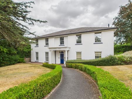 2 bedroom Flat to let in Aylestone Hill, Hereford, HR1