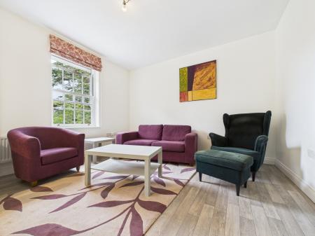 2 bedroom Flat to let in Aylestone Hill, Hereford, HR1