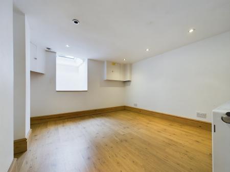 2 bedroom Terraced House to let in Cornewall Steet, Whitecross, Hereford, HR4