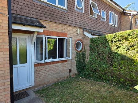 Sandown Drive, Bobblestock, Hereford, HR4