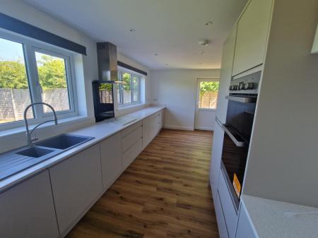 4 bedroom Detached house to let in Church View, Norton Canon, Hereford, HR4
