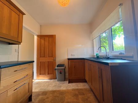 3 bedroom Detached house to let in Venns Lane, Hereford, HR1