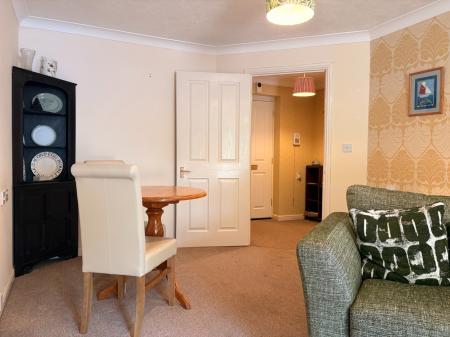 1 bedroom Apartment for sale in Gloucester Road, Ross-on-Wye, HR9