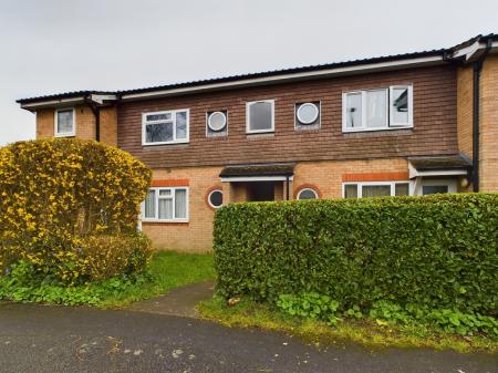 1 bedroom Studio flat to let in Sandown Drive, Bobblestock, Hereford, HR4
