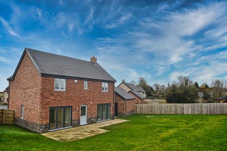 4 bedroom Detached house for sale in Mission Hut Mews, Holme Marsh, Kington, HR5