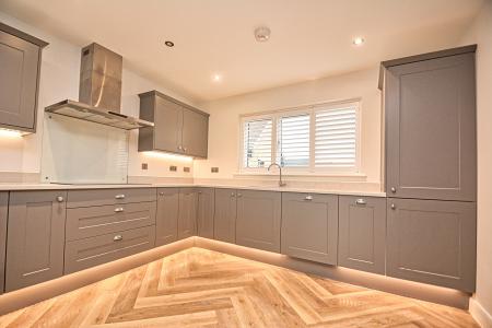 4 bedroom Detached house for sale in Mission Hut Mews, Holme Marsh, Kington, HR5