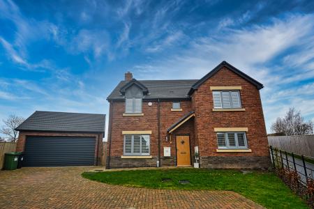 4 bedroom Detached house for sale in Mission Hut Mews, Holme Marsh, Kington, HR5