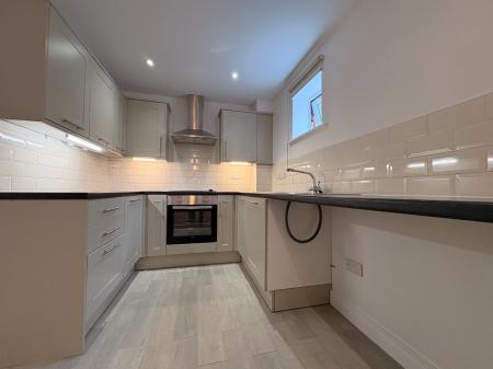 1 bedroom Flat to let in Hill Street, Ross-on-Wye, HR9