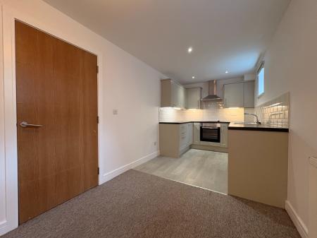 1 bedroom Flat to let in Hill Street, Ross-on-Wye, HR9