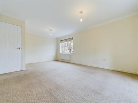 3 bedroom End of terrace house to let in Kernal Road, Whitecross, Hereford, HR4