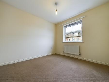 3 bedroom End of terrace house to let in Kernal Road, Whitecross, Hereford, HR4