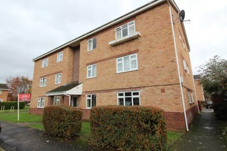 1 bedroom Flat to let in Newbury Court, Bobblestock, Hereford, HR4