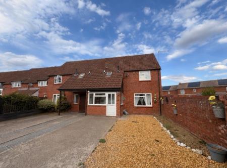 3 bedroom Semi-detached house for sale in Gurney Avenue, Hereford, HR1