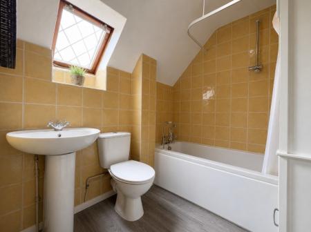 3 bedroom Semi-detached house for sale in Gurney Avenue, Hereford, HR1