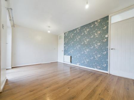 3 bedroom Semi-detached house to let in White House Drive, Kingstone, HR2