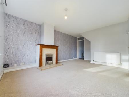 3 bedroom Semi-detached house to let in White House Drive, Kingstone, HR2