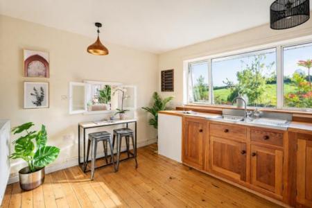 4 bedroom Detached house to let in Wrigglebrook Lane, Kingsthorne, Hereford, HR2