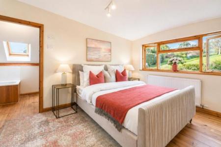 4 bedroom Detached house to let in Wrigglebrook Lane, Kingsthorne, Hereford, HR2