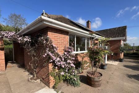 4 bedroom Detached house to let in Wrigglebrook Lane, Kingsthorne, Hereford, HR2