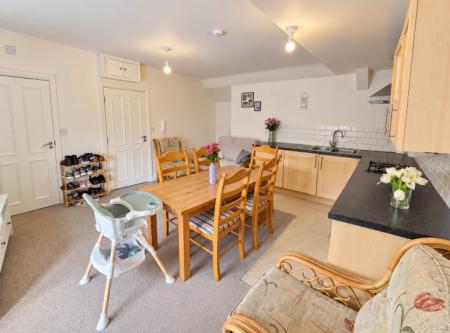 1 bedroom Flat to let in Peregrine Close, Hereford, HR2