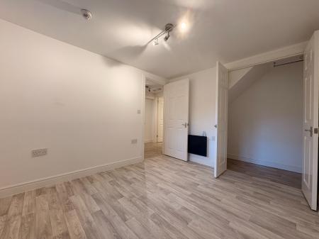 1 bedroom Flat to let in Gloucester Road, Ross-on-Wye, HR9