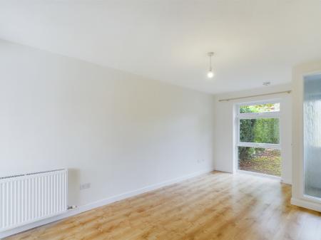 2 bedroom Terraced House to let in Haston Close, Hereford, HR4