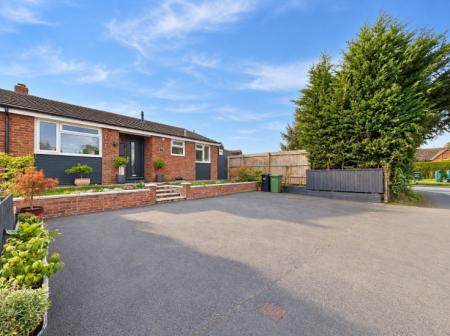 3 bedroom Bungalow for sale in St Hellier Walkers Green, Marden, Hereford, HR1