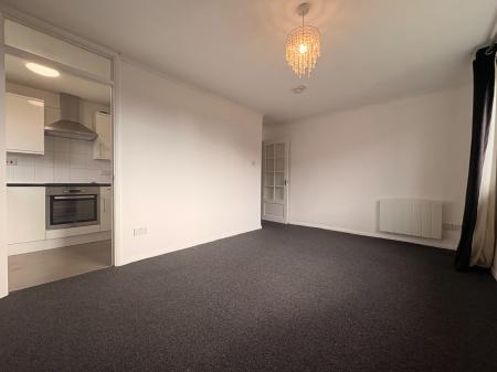 1 bedroom Flat for sale in Nicholson Court, Bobblestock, Hereford, HR4