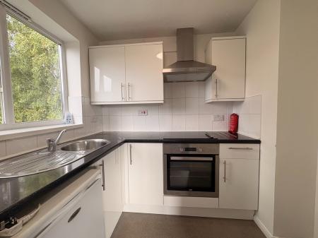 1 bedroom Flat for sale in Nicholson Court, Bobblestock, Hereford, HR4