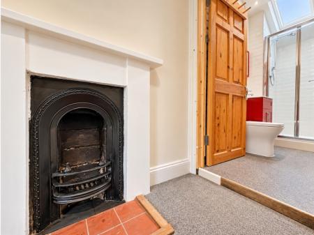 1 bedroom Flat to let in East Street, Pembridge, HR6