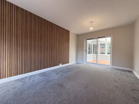 3 bedroom End of terrace house to let in Plover Close, Hereford, HR2